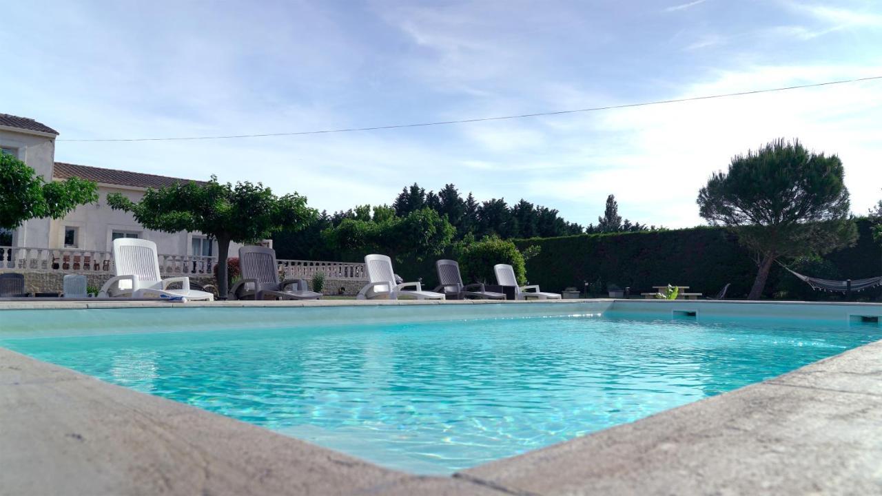 Chambres D'Hotes Le Saint Victor - Provence, Vaucluse ペルヌ・レ・フォンテーヌ エクステリア 写真