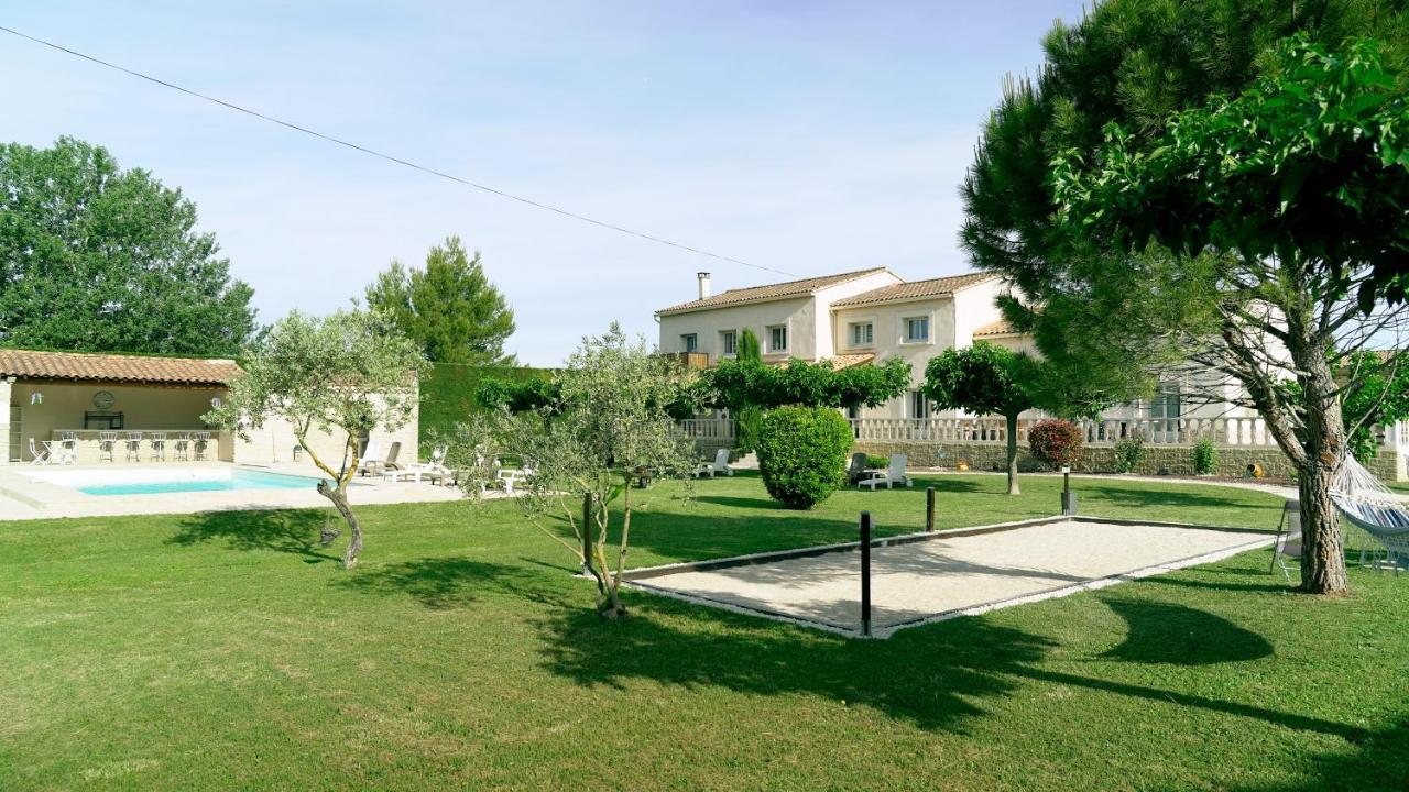 Chambres D'Hotes Le Saint Victor - Provence, Vaucluse ペルヌ・レ・フォンテーヌ エクステリア 写真