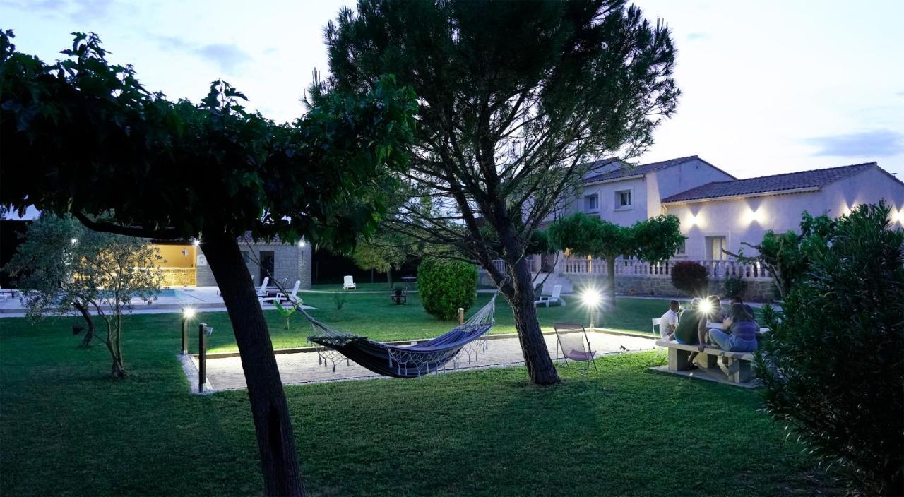 Chambres D'Hotes Le Saint Victor - Provence, Vaucluse ペルヌ・レ・フォンテーヌ エクステリア 写真