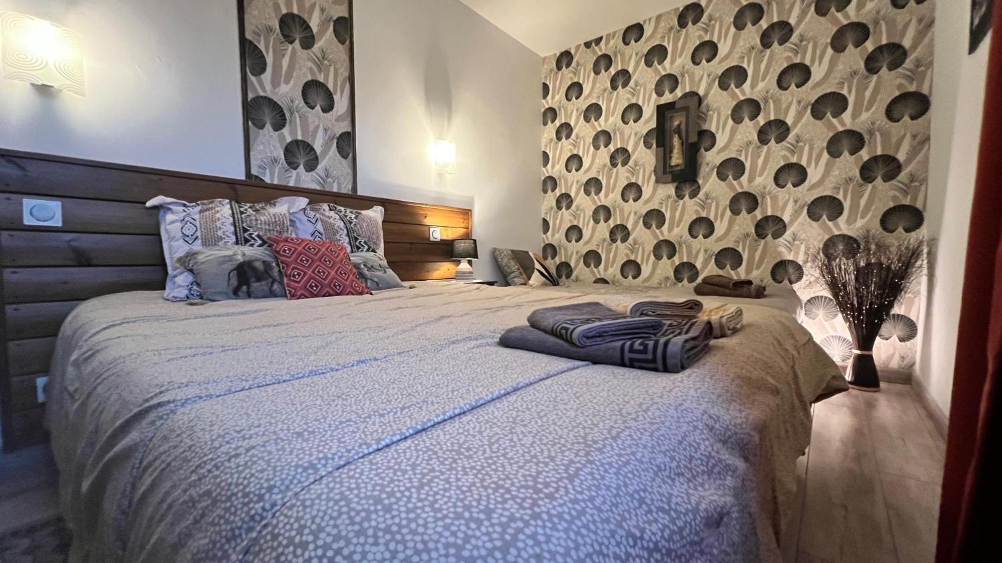 Chambres D'Hotes Le Saint Victor - Provence, Vaucluse ペルヌ・レ・フォンテーヌ エクステリア 写真