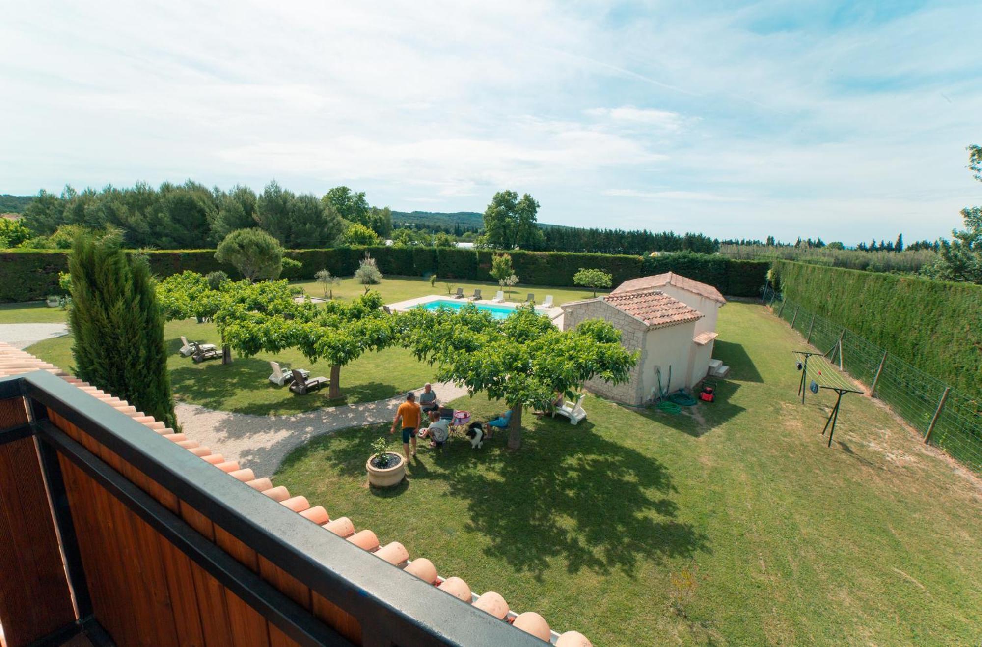 Chambres D'Hotes Le Saint Victor - Provence, Vaucluse ペルヌ・レ・フォンテーヌ エクステリア 写真